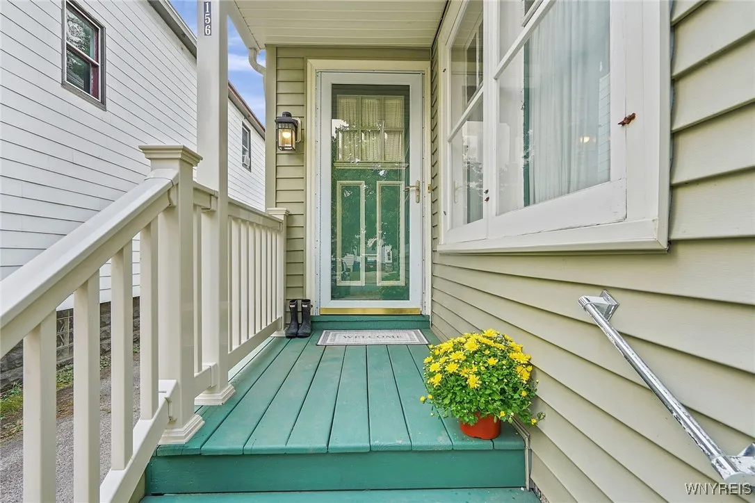 156 Stratford Road, Buffalo, New York 14216, Buffalo, New York 14216, 3 Bedrooms Bedrooms, 7 Rooms Rooms,1 BathroomBathrooms,Residential,For Sale,156 Stratford Road, Buffalo, New York 14216,B1629770
