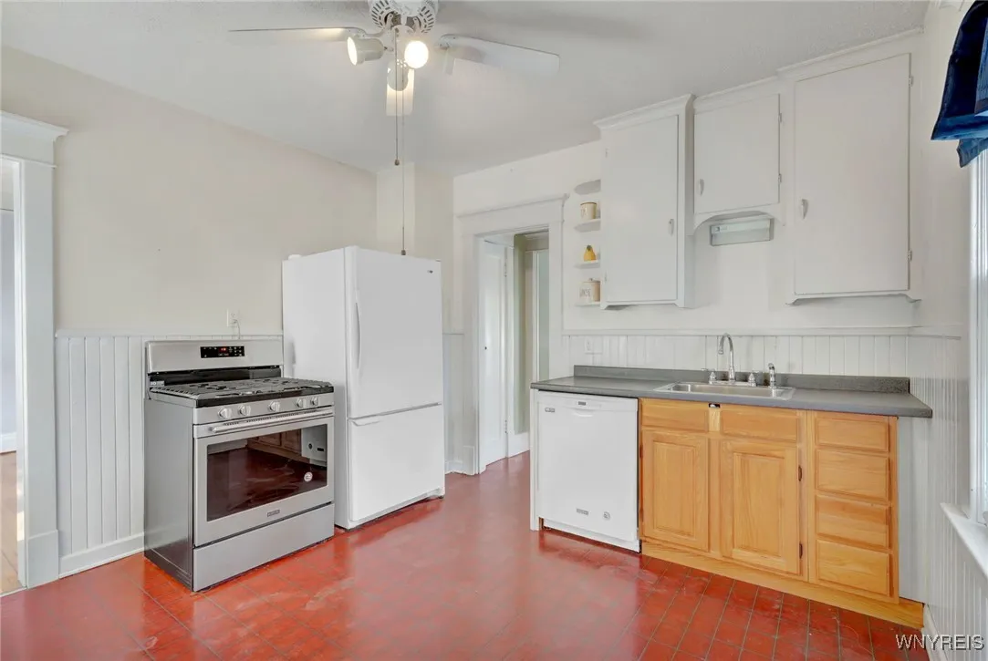 156 Stratford Road, Buffalo, New York 14216, Buffalo, New York 14216, 3 Bedrooms Bedrooms, 7 Rooms Rooms,1 BathroomBathrooms,Residential,For Sale,156 Stratford Road, Buffalo, New York 14216,B1629770