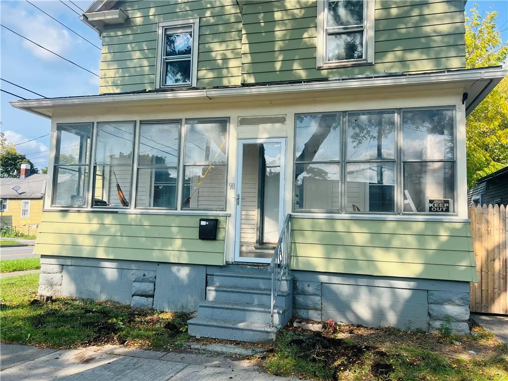 98 Lime Street, Rochester, New York 14606, Rochester, New York 14606, 4 Bedrooms Bedrooms, ,2 BathroomsBathrooms,Residential,Closed,98 Lime Street, Rochester, New York 14606,0,R1630977