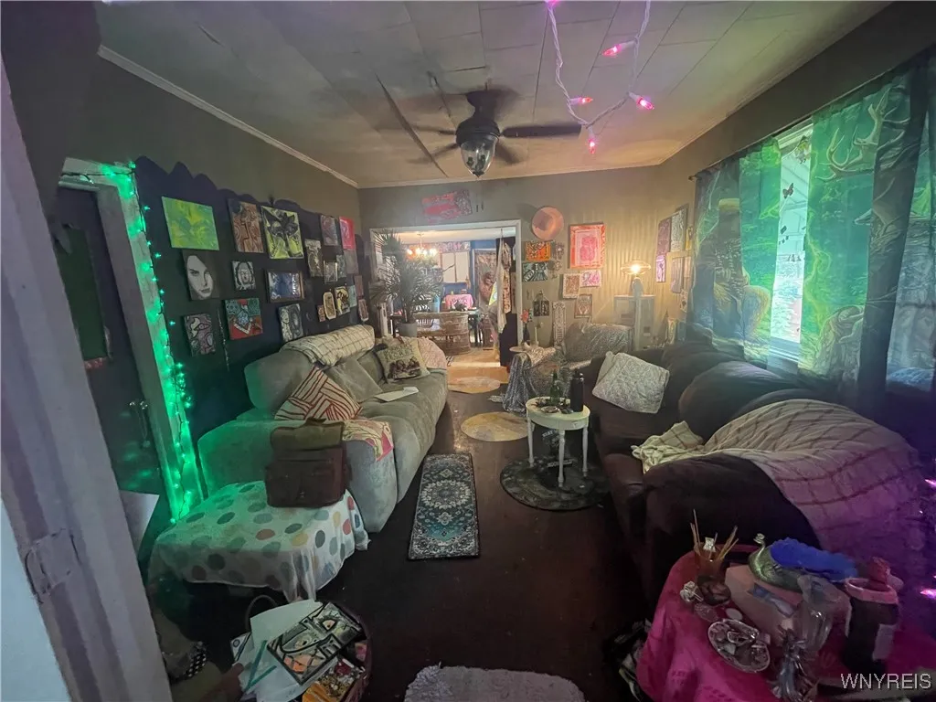 139 Weaver Avenue, Buffalo, New York 14206, Buffalo, New York 14206, 2 Bedrooms Bedrooms, 8 Rooms Rooms,1 BathroomBathrooms,Residential,For Sale,139 Weaver Avenue, Buffalo, New York 14206,B1630323