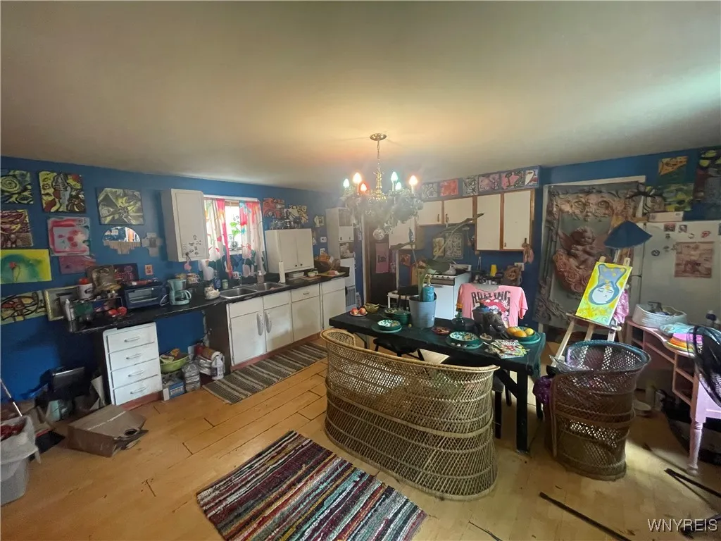 139 Weaver Avenue, Buffalo, New York 14206, Buffalo, New York 14206, 2 Bedrooms Bedrooms, 8 Rooms Rooms,1 BathroomBathrooms,Residential,For Sale,139 Weaver Avenue, Buffalo, New York 14206,B1630323