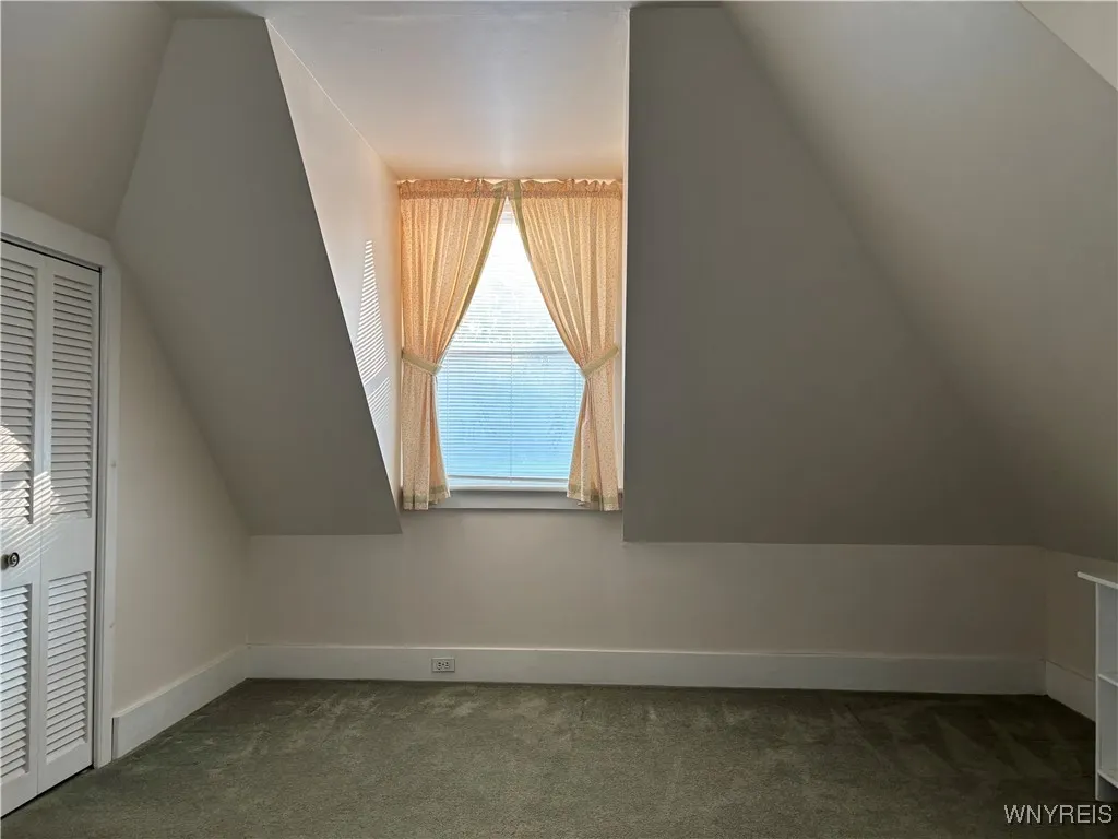 5344 Eastwood Avenue, Hamburg, New York 14075, Hamburg, New York 14075, 4 Bedrooms Bedrooms, 9 Rooms Rooms,1 BathroomBathrooms,Residential,For Sale,5344 Eastwood Avenue, Hamburg, New York 14075,B1630898
