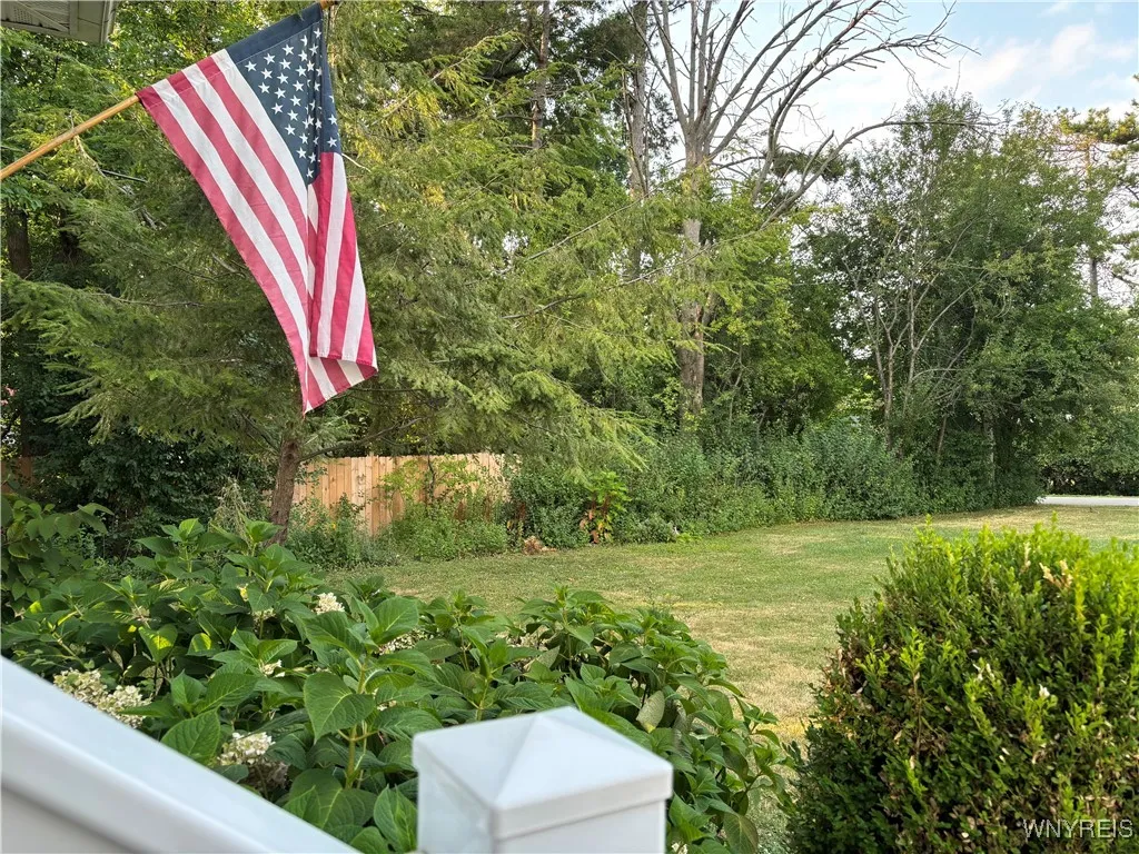 5344 Eastwood Avenue, Hamburg, New York 14075, Hamburg, New York 14075, 4 Bedrooms Bedrooms, 9 Rooms Rooms,1 BathroomBathrooms,Residential,For Sale,5344 Eastwood Avenue, Hamburg, New York 14075,B1630898