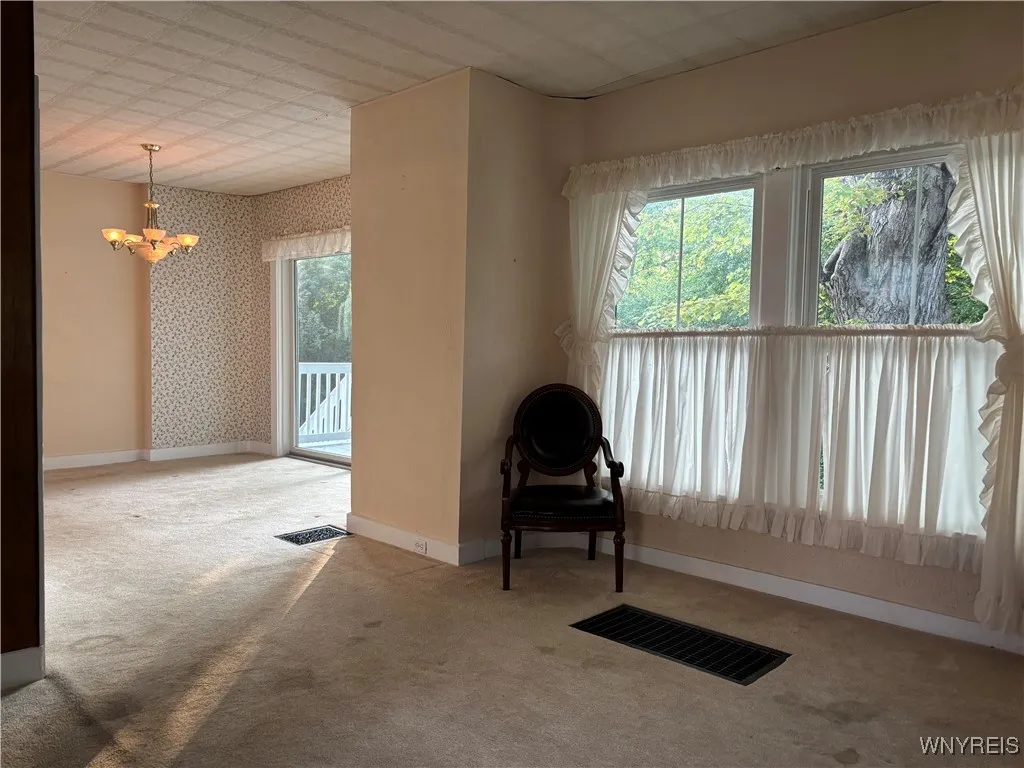 5344 Eastwood Avenue, Hamburg, New York 14075, Hamburg, New York 14075, 4 Bedrooms Bedrooms, 9 Rooms Rooms,1 BathroomBathrooms,Residential,For Sale,5344 Eastwood Avenue, Hamburg, New York 14075,B1630898