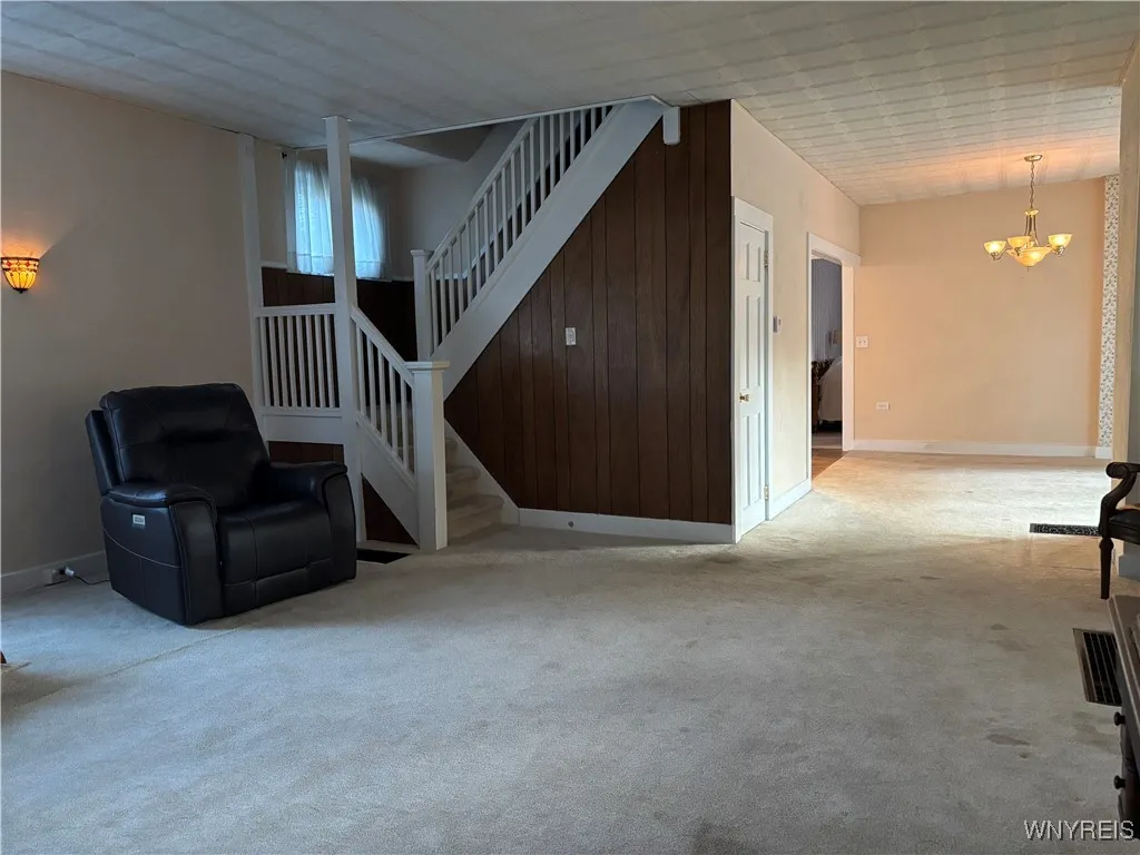 5344 Eastwood Avenue, Hamburg, New York 14075, Hamburg, New York 14075, 4 Bedrooms Bedrooms, 9 Rooms Rooms,1 BathroomBathrooms,Residential,For Sale,5344 Eastwood Avenue, Hamburg, New York 14075,B1630898