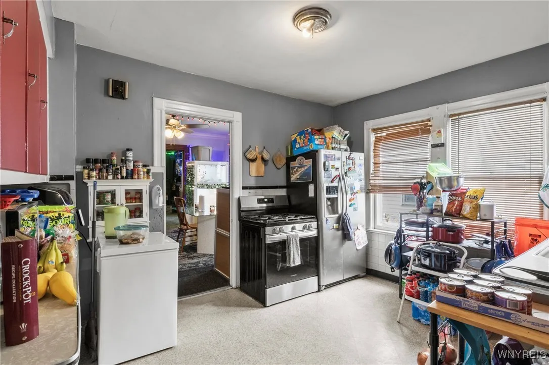 300 Dearborn Street, Buffalo, New York 14207, Buffalo, New York 14207, 6 Bedrooms Bedrooms, ,3 BathroomsBathrooms,Residential,For Sale,300 Dearborn Street, Buffalo, New York 14207,B1631021