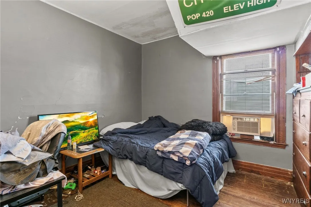 300 Dearborn Street, Buffalo, New York 14207, Buffalo, New York 14207, 6 Bedrooms Bedrooms, ,3 BathroomsBathrooms,Residential,For Sale,300 Dearborn Street, Buffalo, New York 14207,B1631021