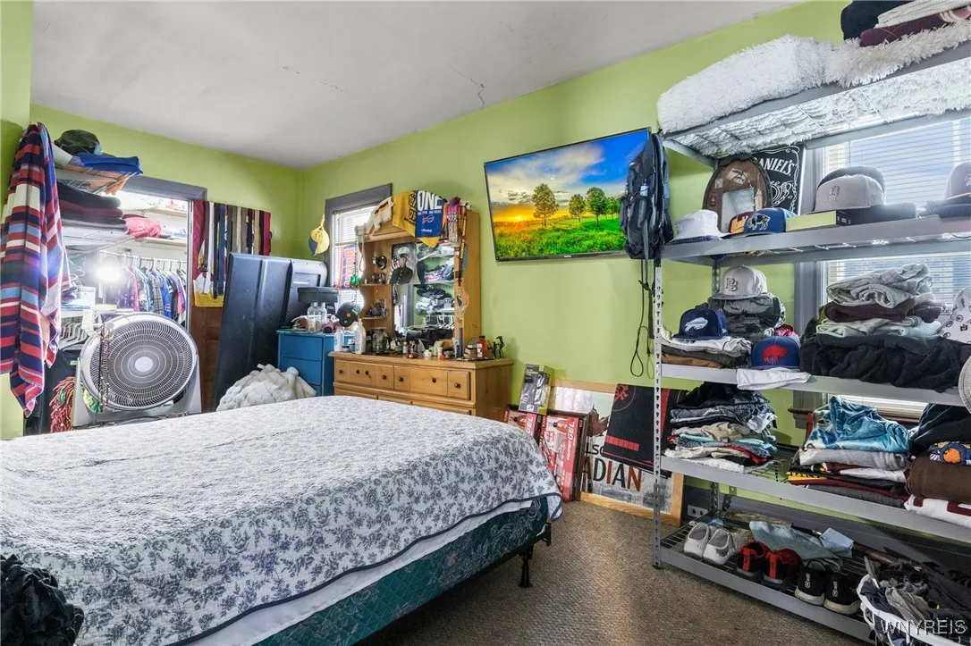 300 Dearborn Street, Buffalo, New York 14207, Buffalo, New York 14207, 6 Bedrooms Bedrooms, ,3 BathroomsBathrooms,Residential,For Sale,300 Dearborn Street, Buffalo, New York 14207,B1631021