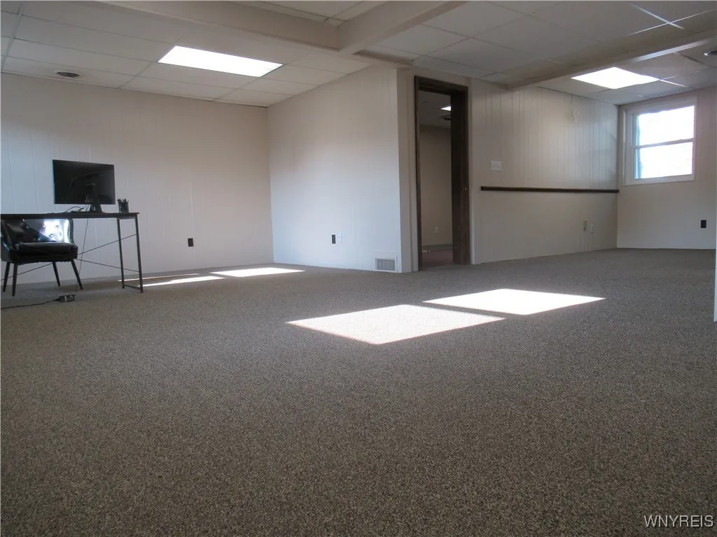 624 sq.ft. Yoga Anyone!