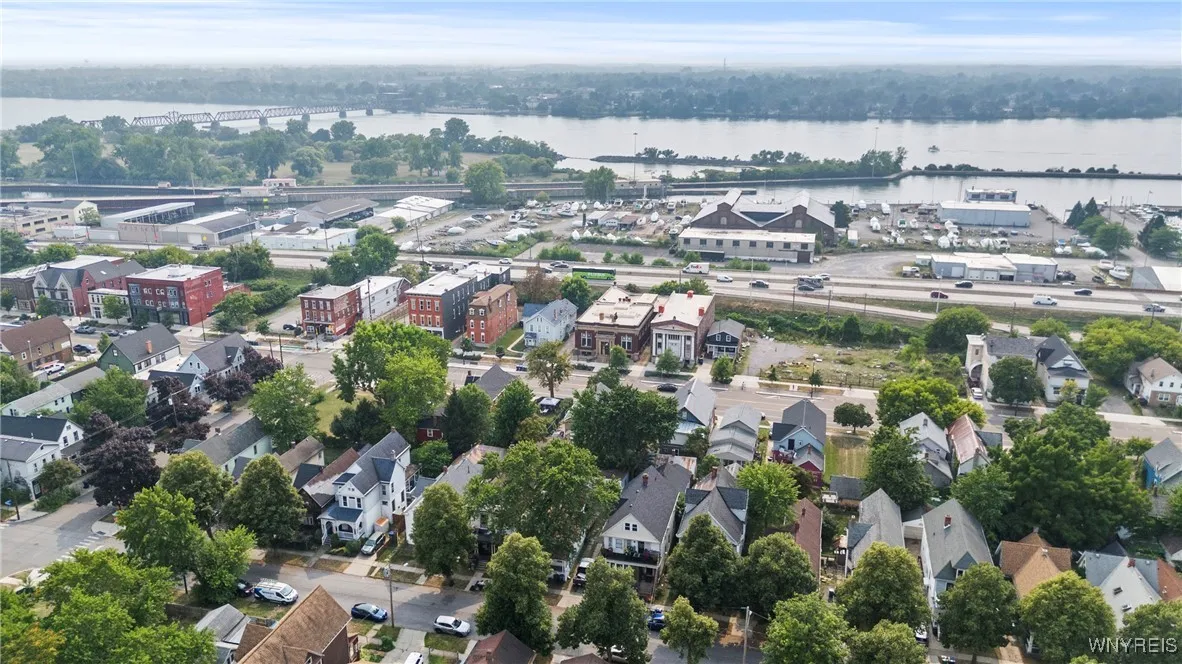 288 Dearborn Street, Buffalo, New York 14207, Buffalo, New York 14207, 6 Bedrooms Bedrooms, ,4 BathroomsBathrooms,Residential,Closed,288 Dearborn Street, Buffalo, New York 14207,0,B1631033