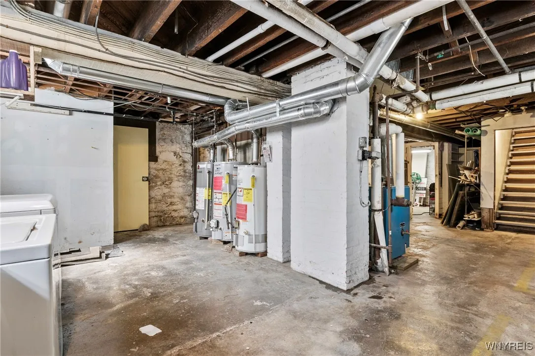 288 Dearborn Street, Buffalo, New York 14207, Buffalo, New York 14207, 6 Bedrooms Bedrooms, ,4 BathroomsBathrooms,Residential,Closed,288 Dearborn Street, Buffalo, New York 14207,0,B1631033