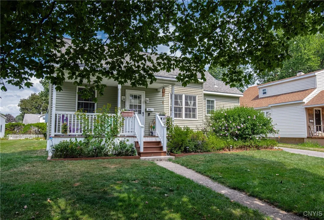 811 Harding Boulevard, Rome, New York 13440, Rome, New York 13440, 3 Bedrooms Bedrooms, 7 Rooms Rooms,2 BathroomsBathrooms,Residential,Closed,811 Harding Boulevard, Rome, New York 13440,0,S1630233