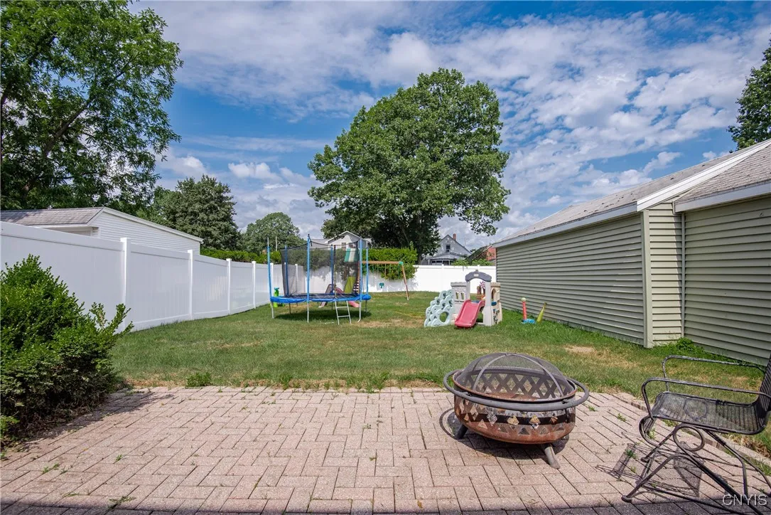 811 Harding Boulevard, Rome, New York 13440, Rome, New York 13440, 3 Bedrooms Bedrooms, 7 Rooms Rooms,2 BathroomsBathrooms,Residential,Closed,811 Harding Boulevard, Rome, New York 13440,0,S1630233