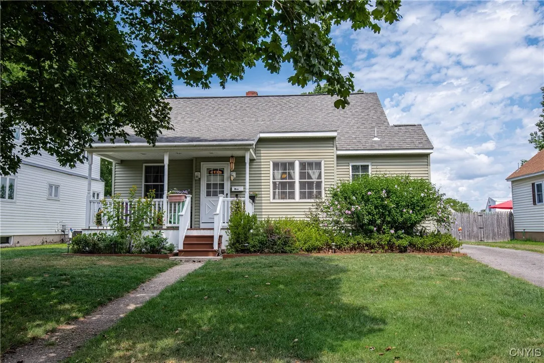 811 Harding Boulevard, Rome, New York 13440, Rome, New York 13440, 3 Bedrooms Bedrooms, 7 Rooms Rooms,2 BathroomsBathrooms,Residential,Closed,811 Harding Boulevard, Rome, New York 13440,0,S1630233