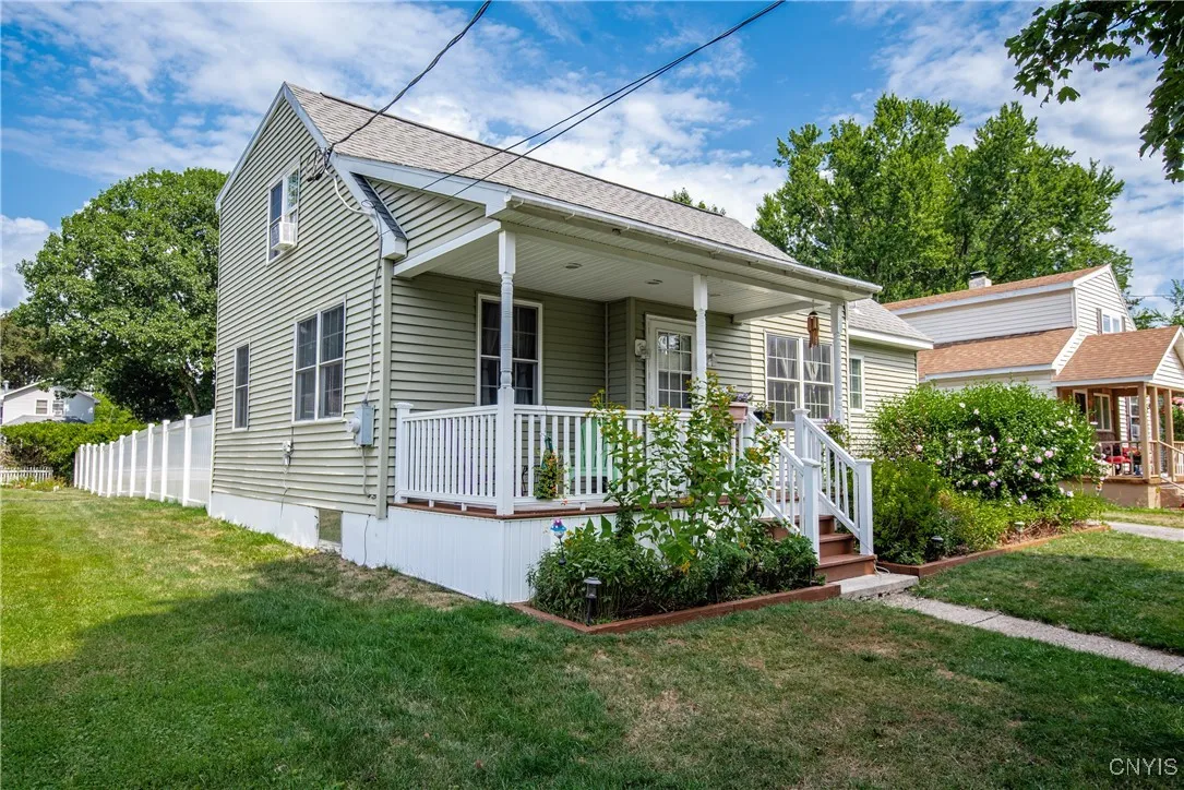 811 Harding Boulevard, Rome, New York 13440, Rome, New York 13440, 3 Bedrooms Bedrooms, 7 Rooms Rooms,2 BathroomsBathrooms,Residential,Closed,811 Harding Boulevard, Rome, New York 13440,0,S1630233