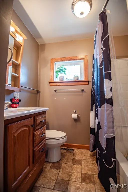 811 Harding Boulevard, Rome, New York 13440, Rome, New York 13440, 3 Bedrooms Bedrooms, 7 Rooms Rooms,2 BathroomsBathrooms,Residential,Closed,811 Harding Boulevard, Rome, New York 13440,0,S1630233