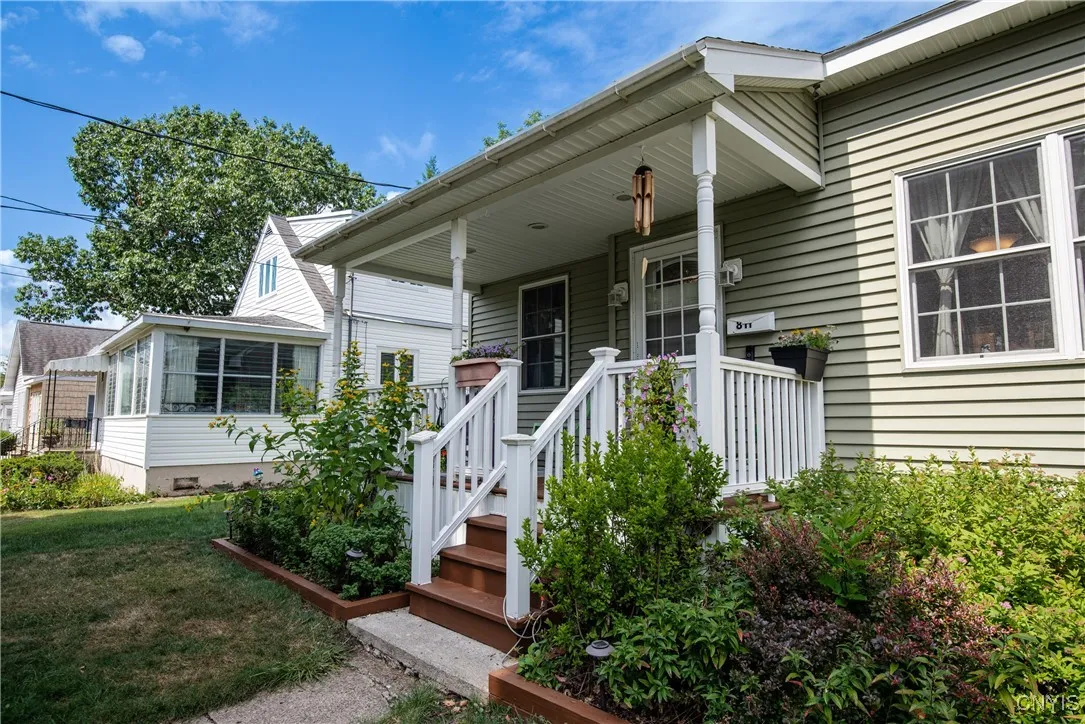 811 Harding Boulevard, Rome, New York 13440, Rome, New York 13440, 3 Bedrooms Bedrooms, 7 Rooms Rooms,2 BathroomsBathrooms,Residential,Closed,811 Harding Boulevard, Rome, New York 13440,0,S1630233