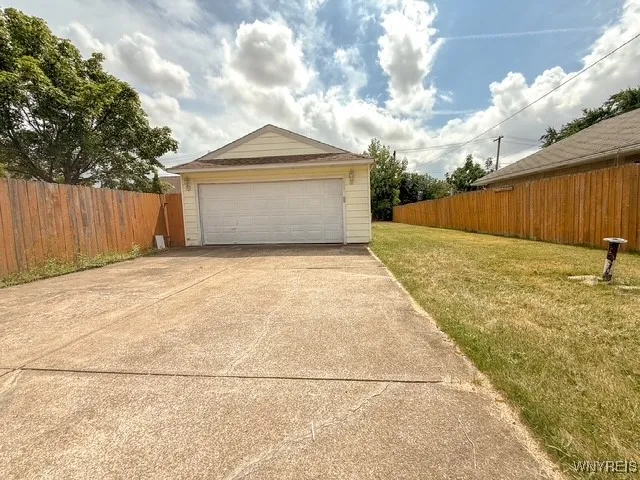 32 Westchester Boulevard, Tonawanda, New York 1421, Tonawanda, New York 14217, 3 Bedrooms Bedrooms, 7 Rooms Rooms,2 BathroomsBathrooms,Residential,Closed,32 Westchester Boulevard, Tonawanda, New York 1421,0,B1630987