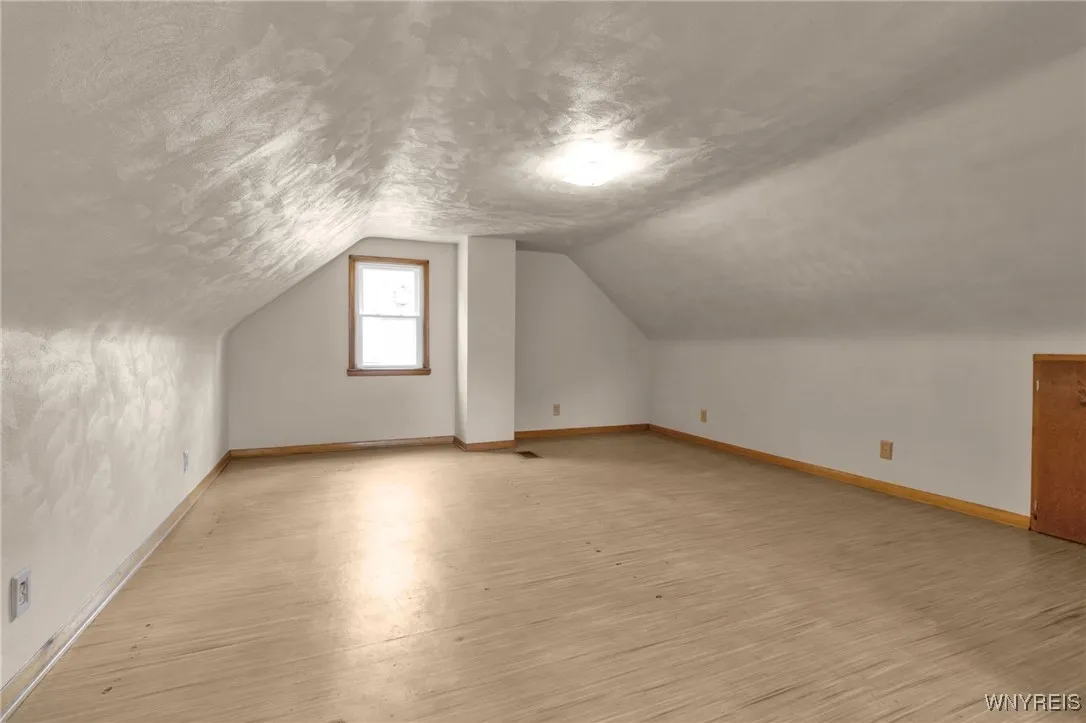 664 69th Street, Niagara Falls, New York 14304, Niagara Falls, New York 14304, 3 Bedrooms Bedrooms, 5 Rooms Rooms,1 BathroomBathrooms,Residential,Closed,664 69th Street, Niagara Falls, New York 14304,0,B1630388