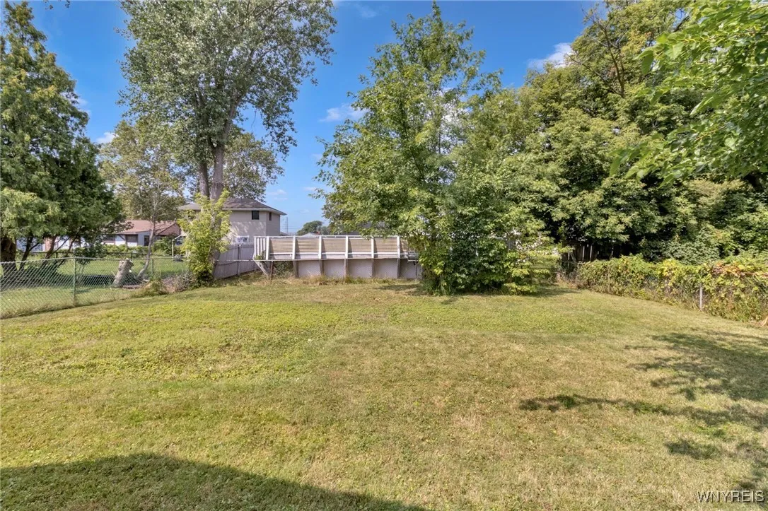 664 69th Street, Niagara Falls, New York 14304, Niagara Falls, New York 14304, 3 Bedrooms Bedrooms, 5 Rooms Rooms,1 BathroomBathrooms,Residential,Closed,664 69th Street, Niagara Falls, New York 14304,0,B1630388