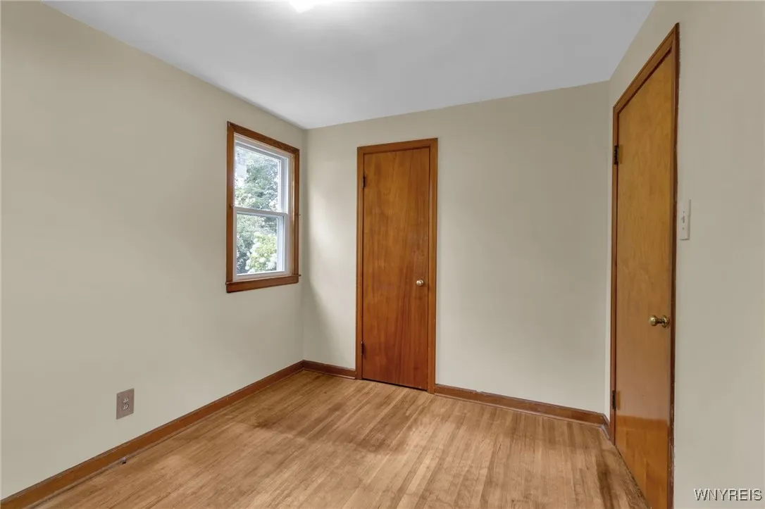 664 69th Street, Niagara Falls, New York 14304, Niagara Falls, New York 14304, 3 Bedrooms Bedrooms, 5 Rooms Rooms,1 BathroomBathrooms,Residential,Closed,664 69th Street, Niagara Falls, New York 14304,0,B1630388