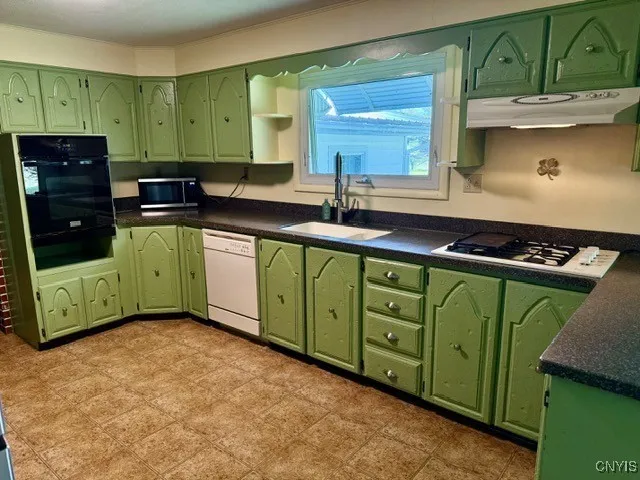 6391 Bartlett Road, Westmoreland, New York 13440, Westmoreland, New York 13440, 3 Bedrooms Bedrooms, 7 Rooms Rooms,1 BathroomBathrooms,Residential,Closed,6391 Bartlett Road, Westmoreland, New York 13440,0,S1631003