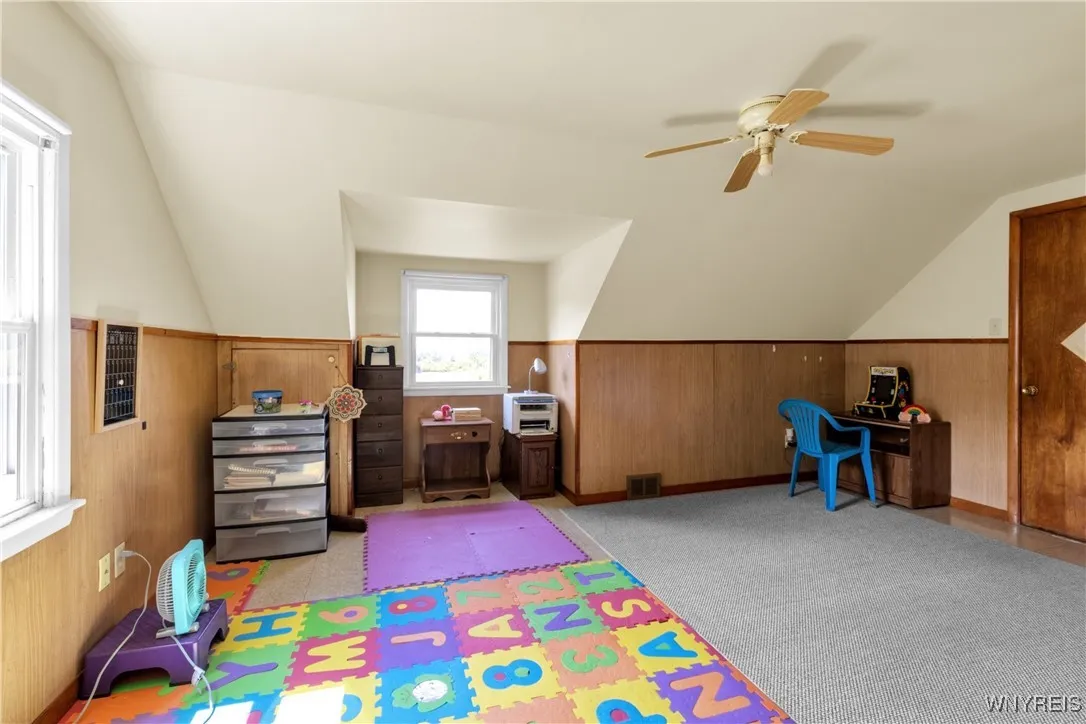 3295 Mckinley Parkway, Hamburg, New York 14219, Hamburg, New York 14219, 3 Bedrooms Bedrooms, 7 Rooms Rooms,1 BathroomBathrooms,Residential,For Sale,3295 Mckinley Parkway, Hamburg, New York 14219,B1631034