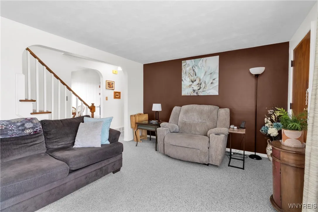 3295 Mckinley Parkway, Hamburg, New York 14219, Hamburg, New York 14219, 3 Bedrooms Bedrooms, 7 Rooms Rooms,1 BathroomBathrooms,Residential,For Sale,3295 Mckinley Parkway, Hamburg, New York 14219,B1631034