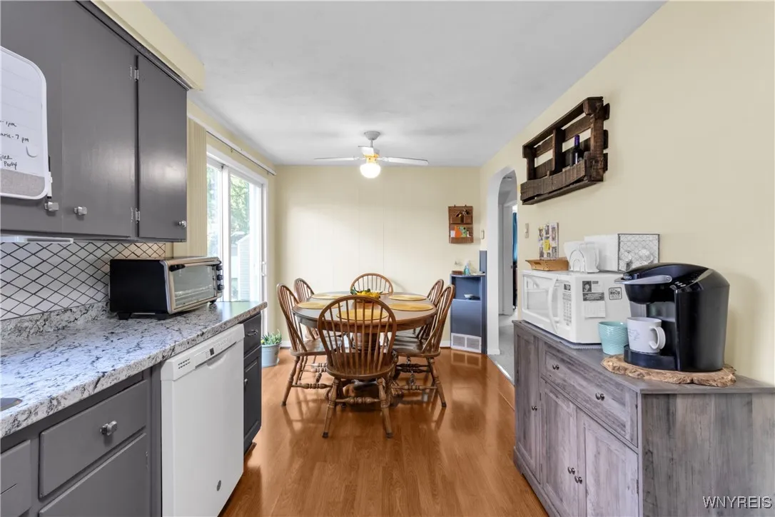 3295 Mckinley Parkway, Hamburg, New York 14219, Hamburg, New York 14219, 3 Bedrooms Bedrooms, 7 Rooms Rooms,1 BathroomBathrooms,Residential,For Sale,3295 Mckinley Parkway, Hamburg, New York 14219,B1631034