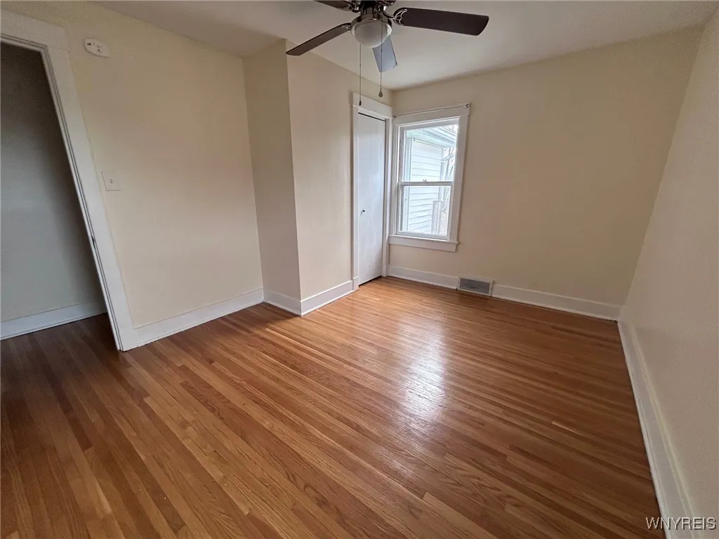 475 Potters Road Upper, West Seneca, New York 1422, West Seneca, New York 14220, 3 Bedrooms Bedrooms, 7 Rooms Rooms,1 BathroomBathrooms,Residential Lease,For Rent,475 Potters Road Upper, West Seneca, New York 1422,B1631086