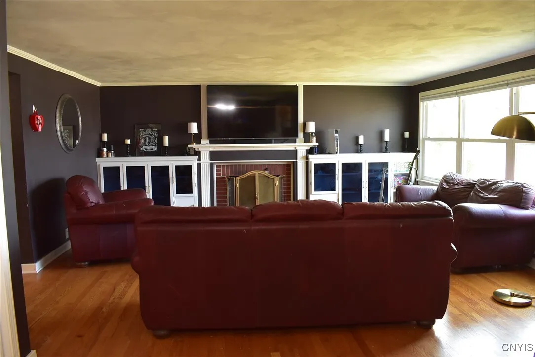 305 Case Street, Geddes, New York 13209, Geddes, New York 13209, 2 Bedrooms Bedrooms, 5 Rooms Rooms,1 BathroomBathrooms,Residential,Closed,305 Case Street, Geddes, New York 13209,0,S1631011