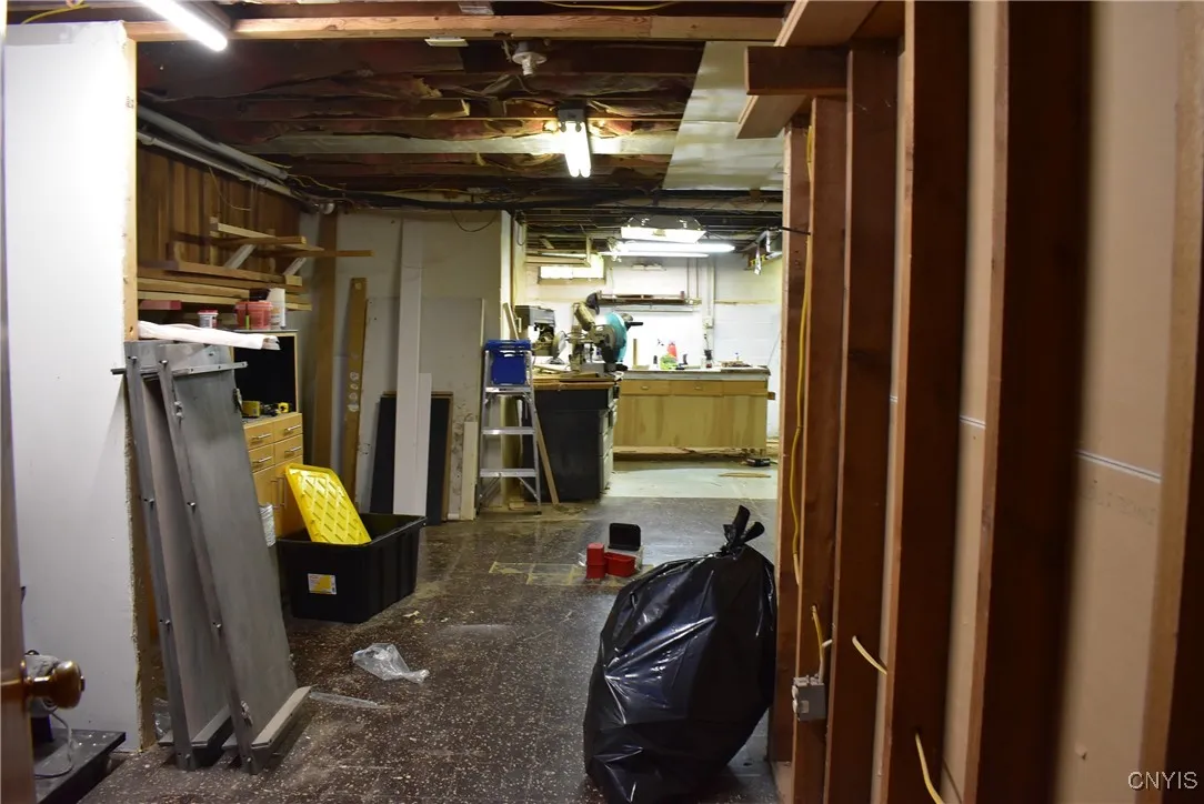 305 Case Street, Geddes, New York 13209, Geddes, New York 13209, 2 Bedrooms Bedrooms, 5 Rooms Rooms,1 BathroomBathrooms,Residential,Closed,305 Case Street, Geddes, New York 13209,0,S1631011