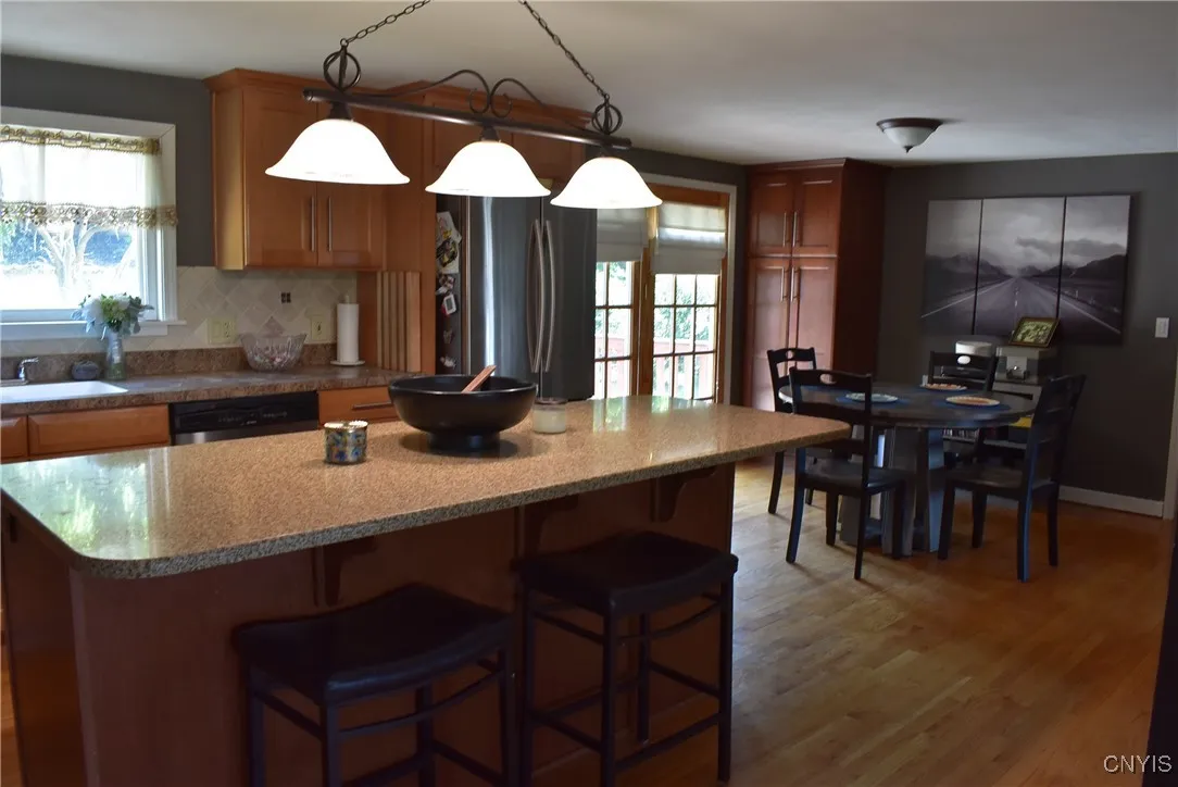 305 Case Street, Geddes, New York 13209, Geddes, New York 13209, 2 Bedrooms Bedrooms, 5 Rooms Rooms,1 BathroomBathrooms,Residential,Closed,305 Case Street, Geddes, New York 13209,0,S1631011