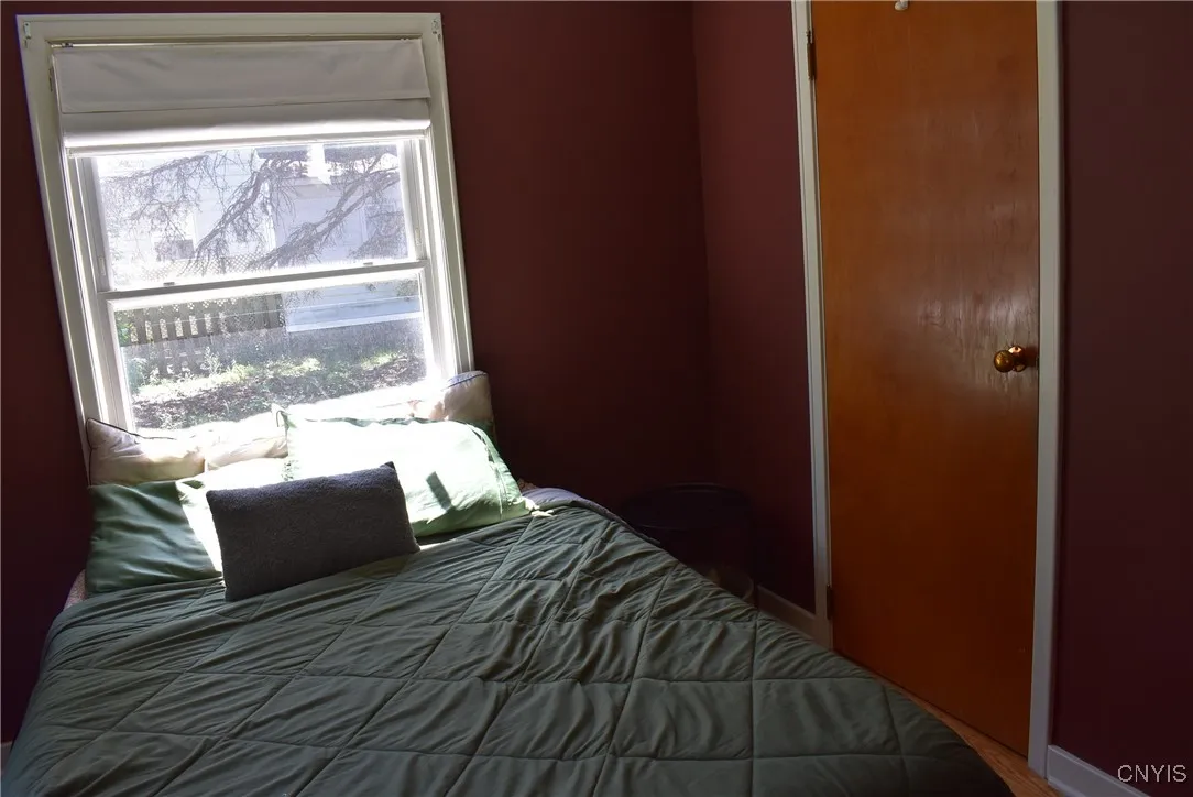 305 Case Street, Geddes, New York 13209, Geddes, New York 13209, 2 Bedrooms Bedrooms, 5 Rooms Rooms,1 BathroomBathrooms,Residential,Closed,305 Case Street, Geddes, New York 13209,0,S1631011