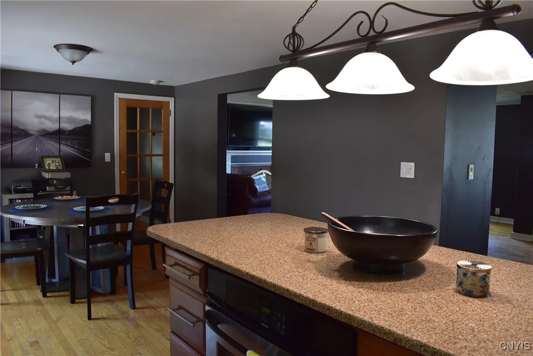 305 Case Street, Geddes, New York 13209, Geddes, New York 13209, 2 Bedrooms Bedrooms, 5 Rooms Rooms,1 BathroomBathrooms,Residential,Closed,305 Case Street, Geddes, New York 13209,0,S1631011