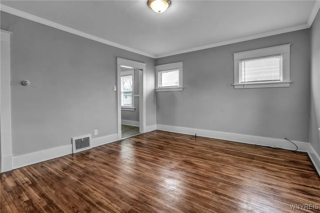 1697 LOWER APARTMENT