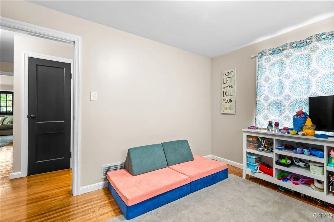 1108 Tilden Avenue, Utica, New York 13501, Utica, New York 13501, 4 Bedrooms Bedrooms, 6 Rooms Rooms,2 BathroomsBathrooms,Residential,Closed,1108 Tilden Avenue, Utica, New York 13501,0,S1631101