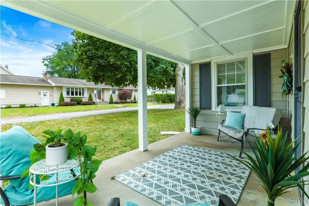 1108 Tilden Avenue, Utica, New York 13501, Utica, New York 13501, 4 Bedrooms Bedrooms, 6 Rooms Rooms,2 BathroomsBathrooms,Residential,Closed,1108 Tilden Avenue, Utica, New York 13501,0,S1631101