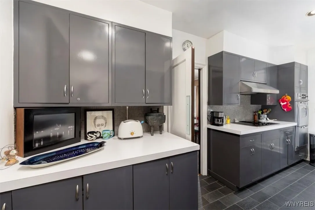 925 Delaware Avenue 8a, Buffalo, New York 14209, Buffalo, New York 14209, 2 Bedrooms Bedrooms, 5 Rooms Rooms,2 BathroomsBathrooms,Residential,For Sale,925 Delaware Avenue 8a, Buffalo, New York 14209,0,B1630823