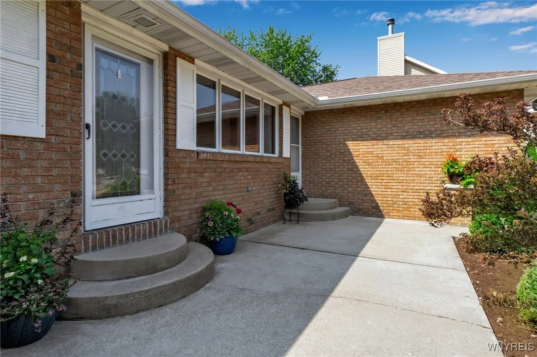 79 Schoelles Road, Amherst, New York 14228, Amherst, New York 14228, 3 Bedrooms Bedrooms, 8 Rooms Rooms,2 BathroomsBathrooms,Residential,For Sale,79 Schoelles Road, Amherst, New York 14228,0,B1631094