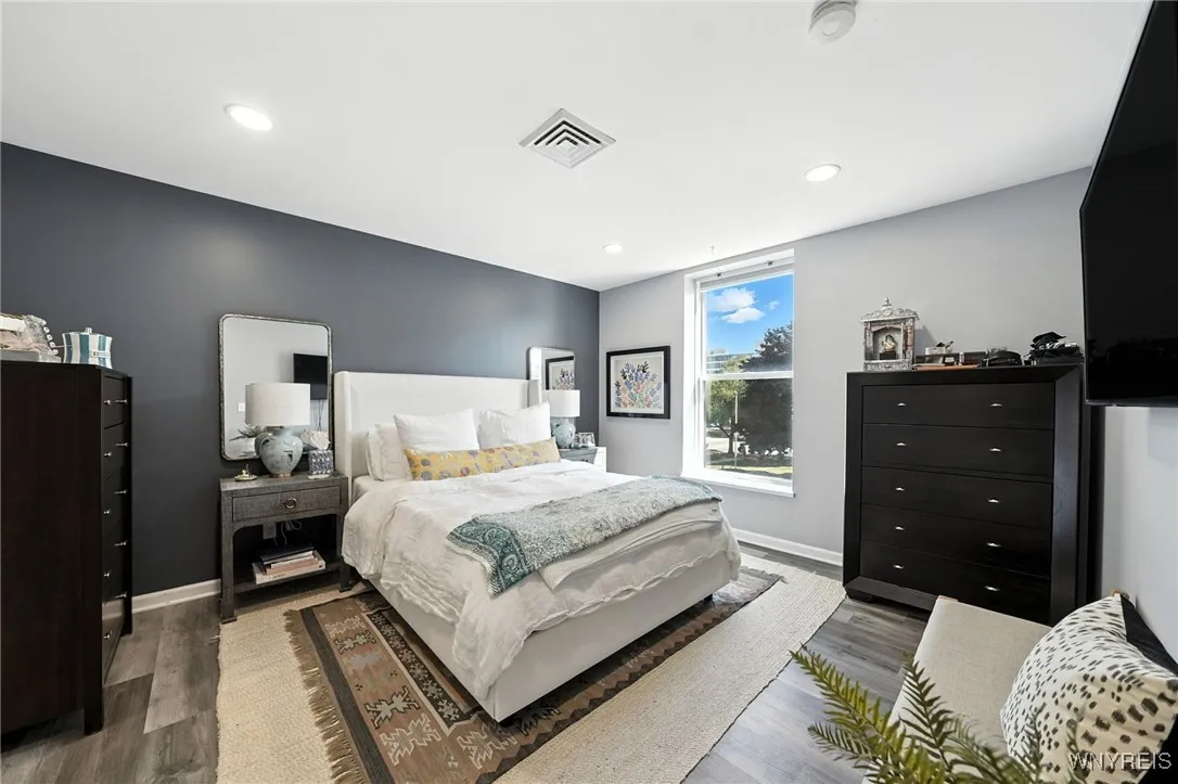 900 Delaware Avenue 302, Buffalo, New York 14209, Buffalo, New York 14209, 2 Bedrooms Bedrooms, 7 Rooms Rooms,1 BathroomBathrooms,Residential,Closed,900 Delaware Avenue 302, Buffalo, New York 14209,0,B1631117