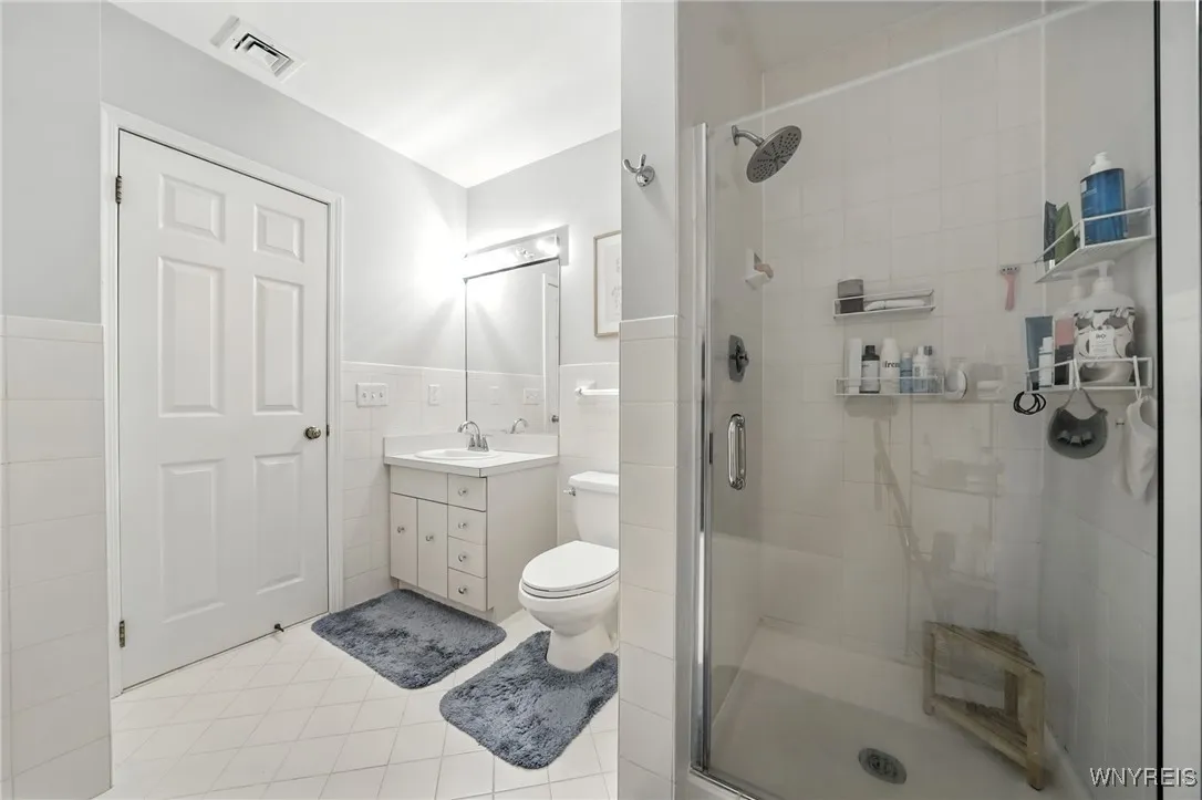 900 Delaware Avenue 302, Buffalo, New York 14209, Buffalo, New York 14209, 2 Bedrooms Bedrooms, 7 Rooms Rooms,1 BathroomBathrooms,Residential,Closed,900 Delaware Avenue 302, Buffalo, New York 14209,0,B1631117