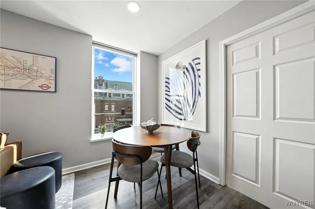 900 Delaware Avenue 302, Buffalo, New York 14209, Buffalo, New York 14209, 2 Bedrooms Bedrooms, 7 Rooms Rooms,1 BathroomBathrooms,Residential,Closed,900 Delaware Avenue 302, Buffalo, New York 14209,0,B1631117