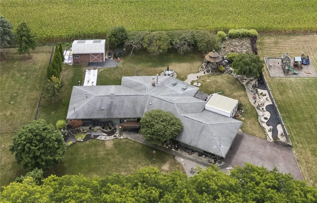 137 Armstrong Road, Wheatland, New York 14546, Wheatland, New York 14546, 3 Bedrooms Bedrooms, 11 Rooms Rooms,2 BathroomsBathrooms,Residential,Closed,137 Armstrong Road, Wheatland, New York 14546,0,R1630869