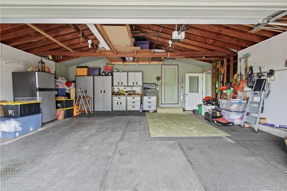 137 Armstrong Road, Wheatland, New York 14546, Wheatland, New York 14546, 3 Bedrooms Bedrooms, 11 Rooms Rooms,2 BathroomsBathrooms,Residential,Closed,137 Armstrong Road, Wheatland, New York 14546,0,R1630869