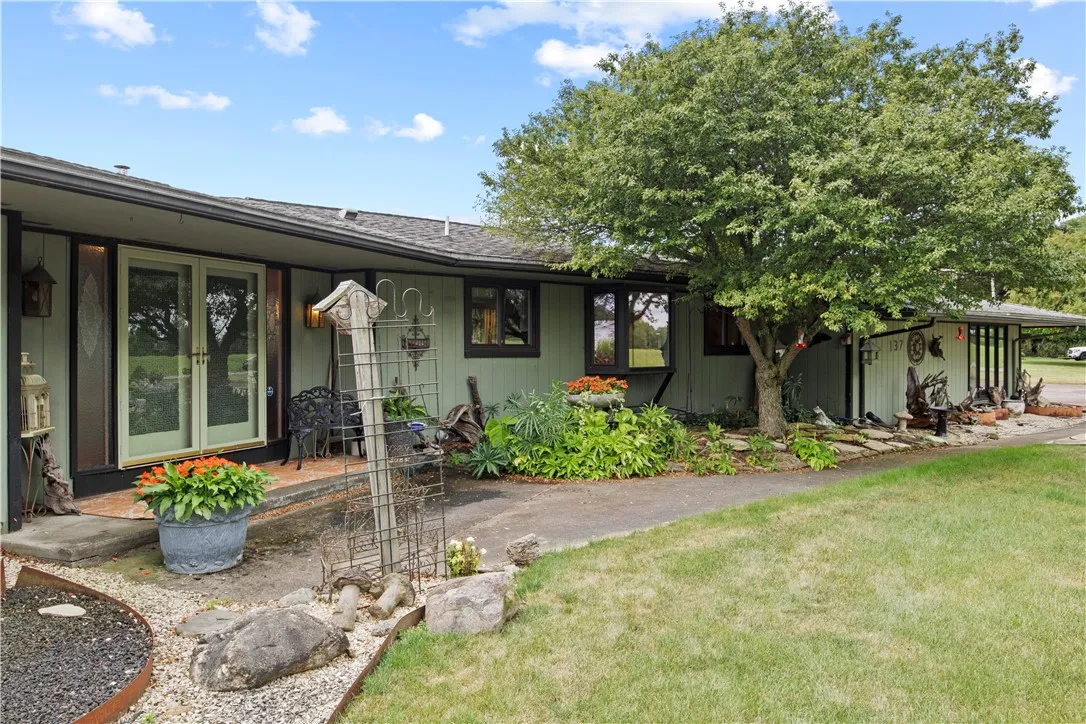 137 Armstrong Road, Wheatland, New York 14546, Wheatland, New York 14546, 3 Bedrooms Bedrooms, 11 Rooms Rooms,2 BathroomsBathrooms,Residential,Closed,137 Armstrong Road, Wheatland, New York 14546,0,R1630869