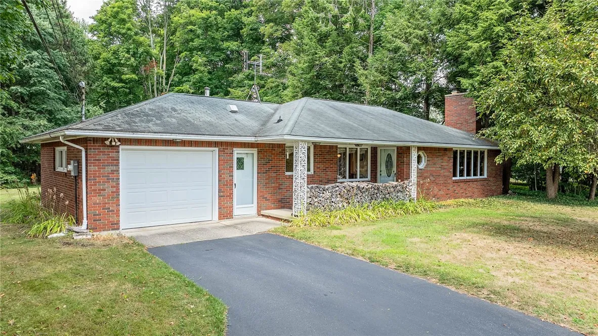 1534 Sandridge Road, Alden, New York 14004, Alden, New York 14004, 2 Bedrooms Bedrooms, 6 Rooms Rooms,1 BathroomBathrooms,Residential,Closed,1534 Sandridge Road, Alden, New York 14004,0,R1630998