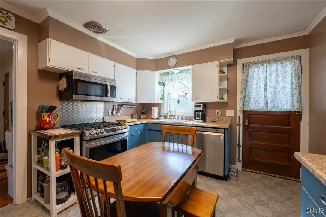 104 Arthur Street, Little Falls City, New York 133, Little Falls City, New York 13365, 4 Bedrooms Bedrooms, 10 Rooms Rooms,1 BathroomBathrooms,Residential,Closed,104 Arthur Street, Little Falls City, New York 133,0,S1631111