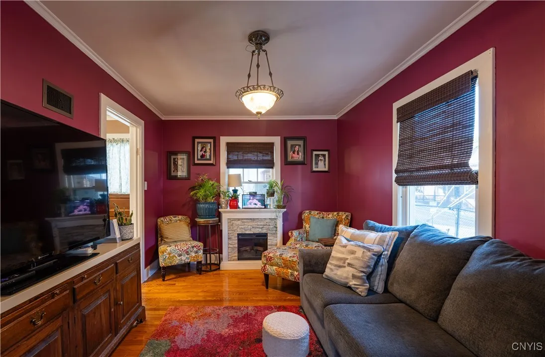 104 Arthur Street, Little Falls City, New York 133, Little Falls City, New York 13365, 4 Bedrooms Bedrooms, 10 Rooms Rooms,1 BathroomBathrooms,Residential,Closed,104 Arthur Street, Little Falls City, New York 133,0,S1631111