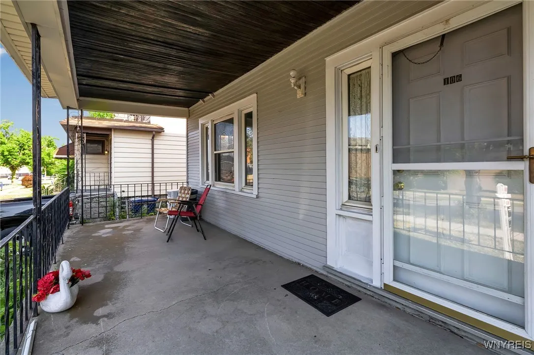 106 Lasalle Avenue, Buffalo, New York 14214, Buffalo, New York 14214, 4 Bedrooms Bedrooms, 5 Rooms Rooms,1 BathroomBathrooms,Residential,Closed,106 Lasalle Avenue, Buffalo, New York 14214,0,B1630846